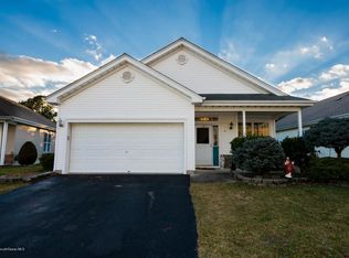 9 Cromwell Ct, Manchester, NJ 08759