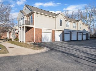 13127 Hazelnut Dr, Sterling Heights, MI