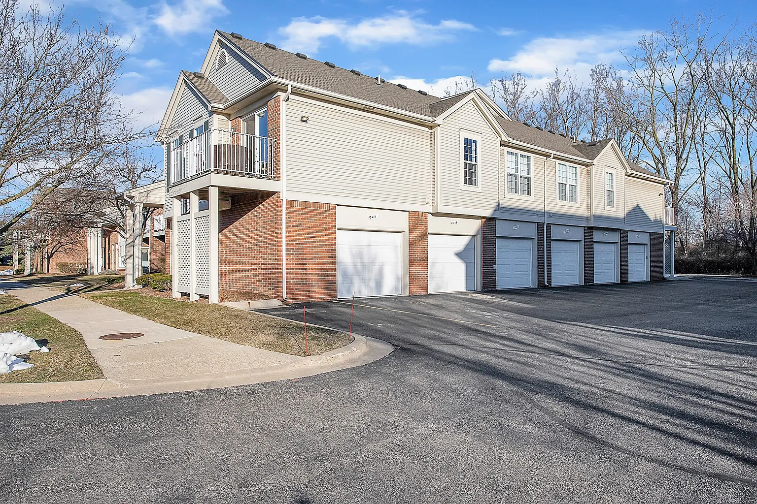 13127 Hazelnut Dr photo 1