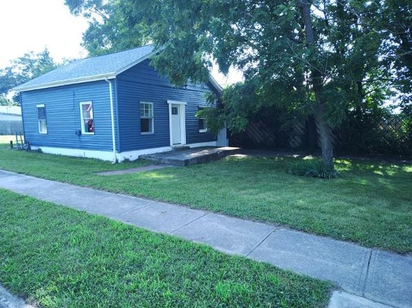 464 Forest St