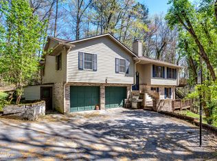 126 Taylor Rd, Oak Ridge, TN 37830