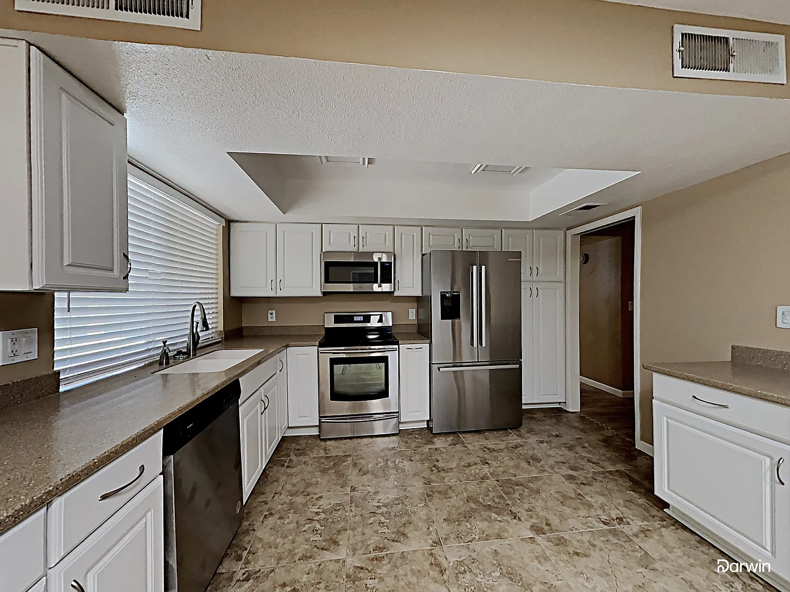3 bed, 2.0 bath, 1457 sqft, $1,885 — Photo 4