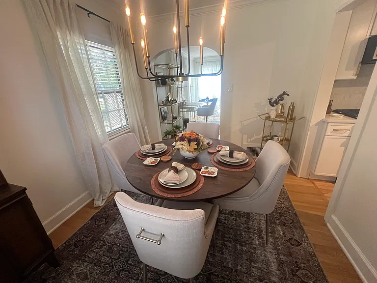 427 N Battin Ave — Photo 35