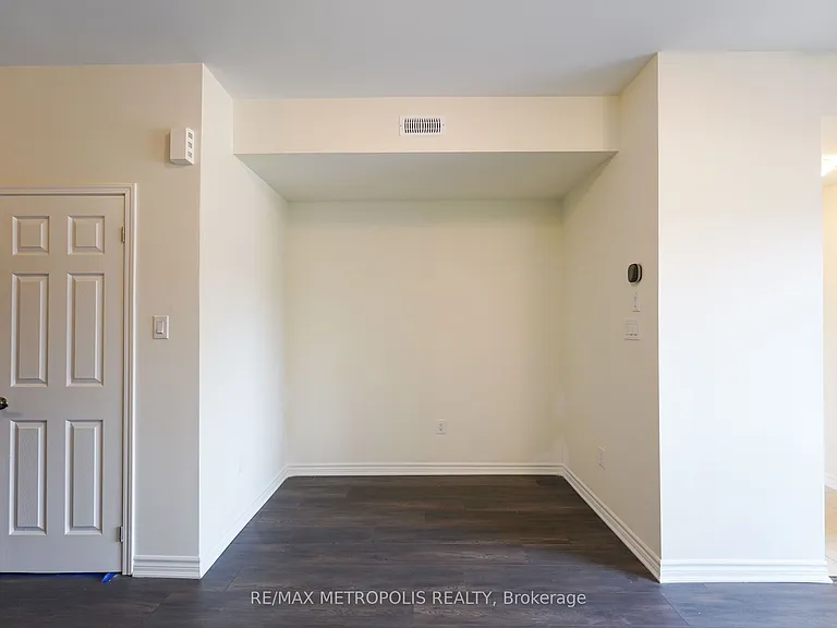 1081 Danforth Rd #125 — Photo 7
