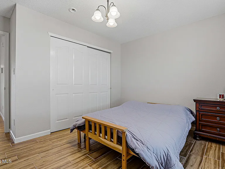 12928 Alfredo Apodaca — Photo 20