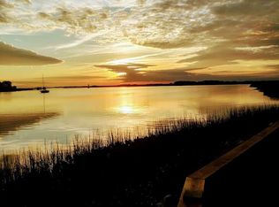 82 W Mariners Cay Dr, Charleston, SC 29412