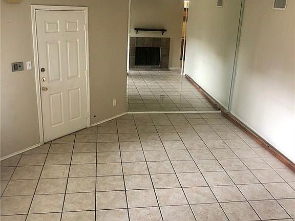 4th image of 2314 Bamboo Dr APT I206