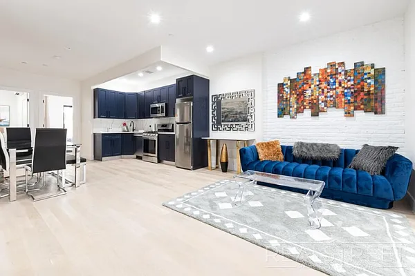 Rented by Real Street Inc | media 1