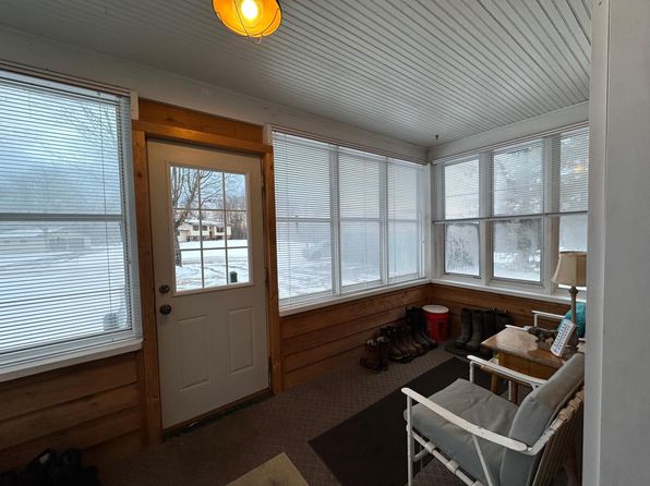 E8170 Sanders Rd, Bessemer, MI 49911