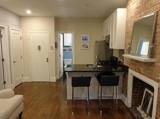 Rented by Town Residential | media 16