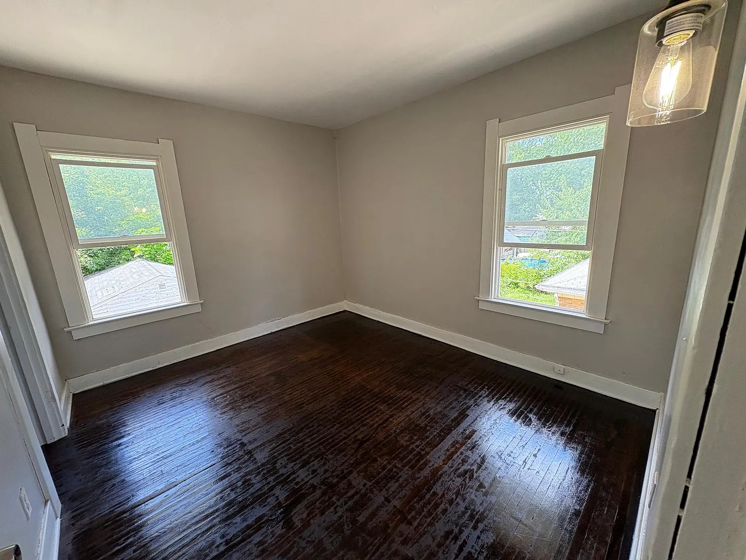 2 bed, 900 sqft, $850 — Photo 3