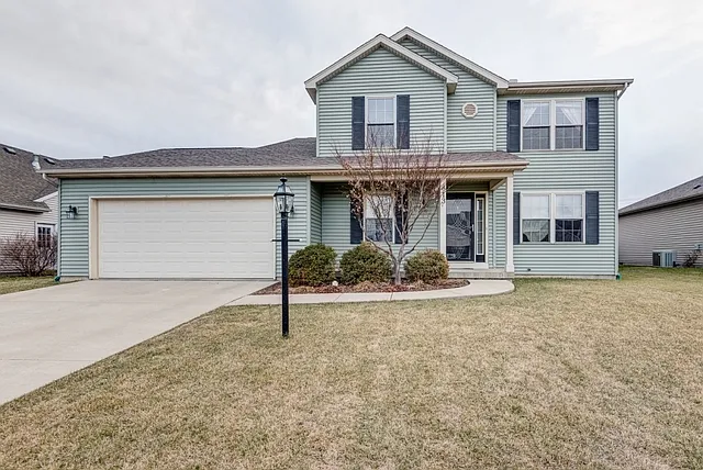 813 Chickory Dr photo 1
