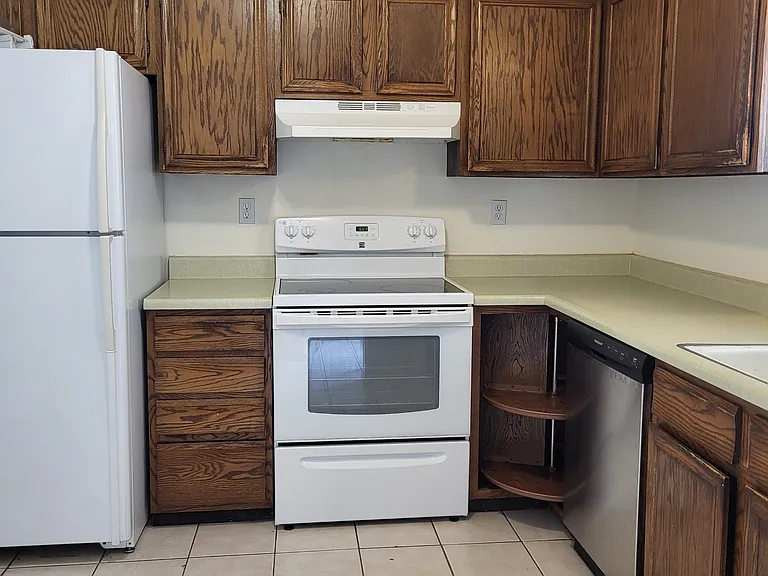 6714 Palace Dr — Photo 2