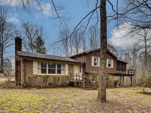 179 Glenn Williams Dr, Randleman, NC 27317