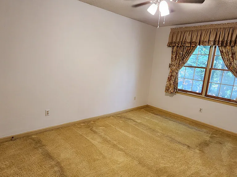 104 Silver Spur — Photo 17