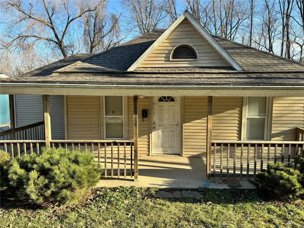 2915 Market St, Hannibal, MO 63401
