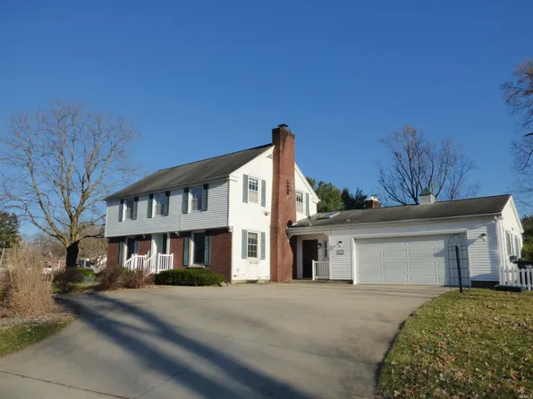 3601 Holly Dr, Elkhart, IN 46514