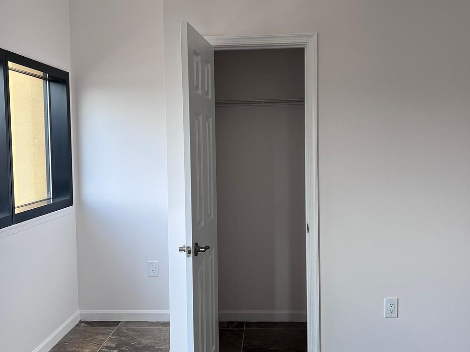 Extra Closet 1st Floor