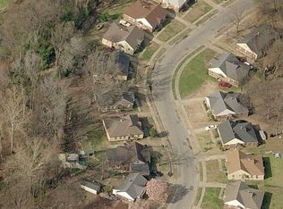 1153 W Lexington Cir, Memphis, TN 38107