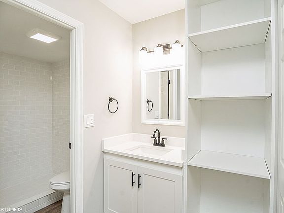 2nd image of 105 Lake Evelyn Dr #105