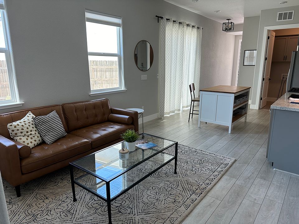 1st image of 1553 Wadsworth Cir #B