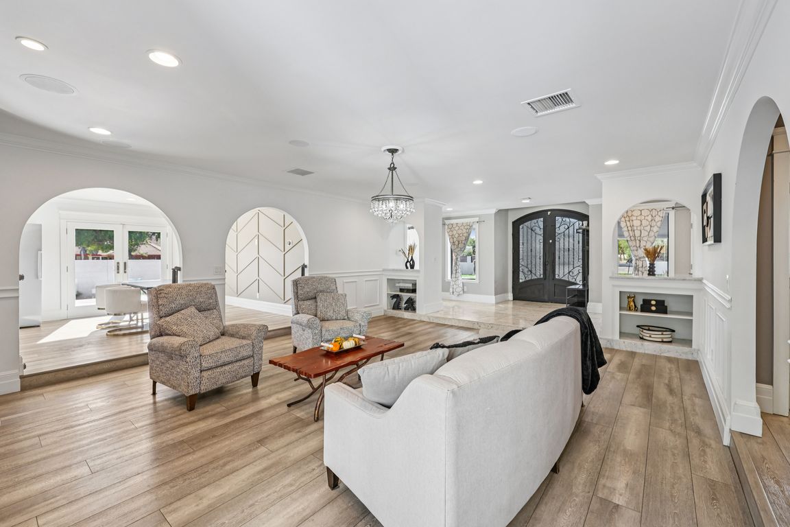 next background image