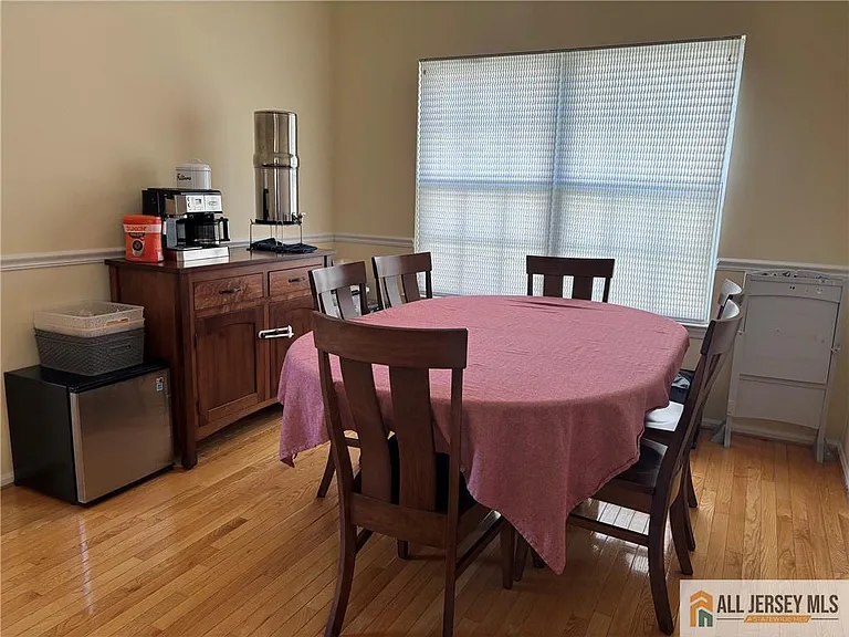 12 Colmart Way — Photo 3