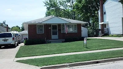 118 Filmore Ave photo 1