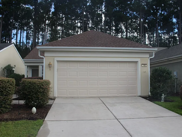 149 Lazy Daisy Dr — Photo 1