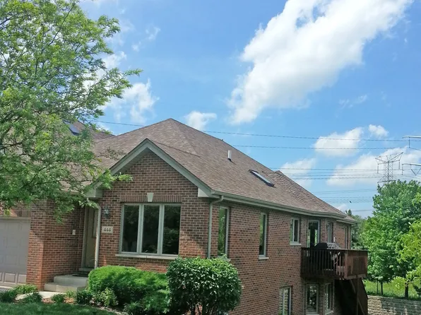 444 Meadows Edge Ln, Lisle, IL 60532