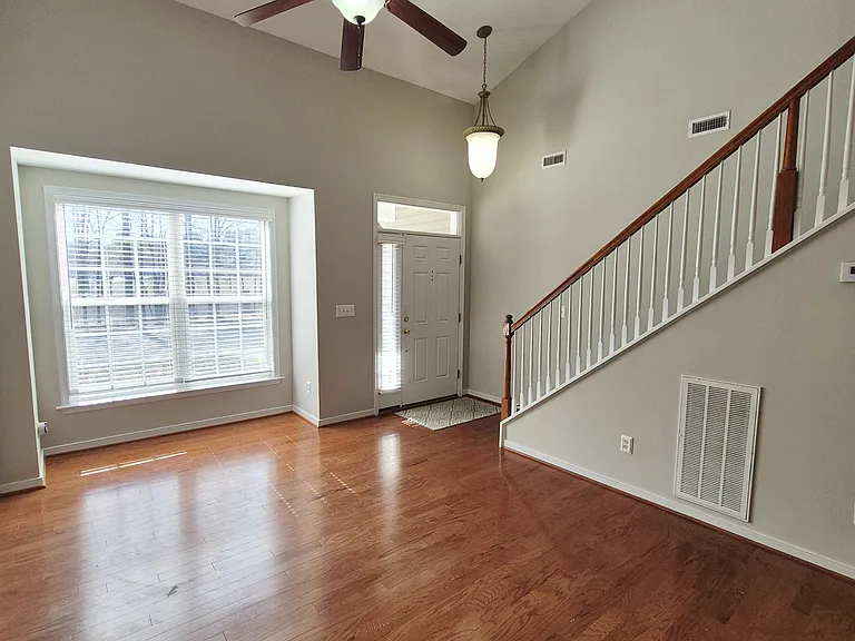 1563 Providence Knoll Dr — Photo 5