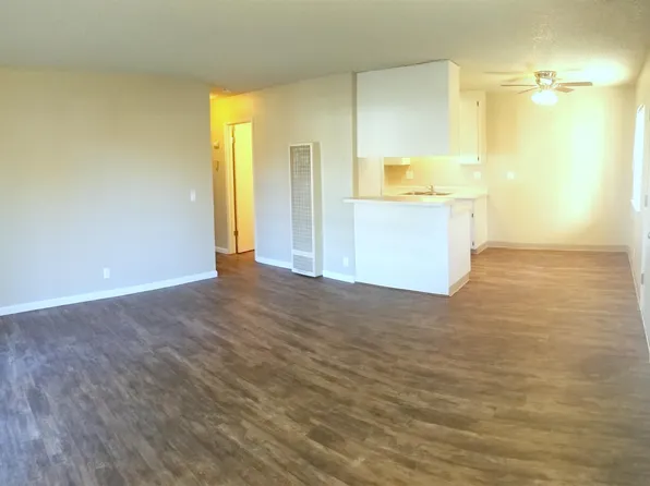 623 W 6th Ave APT 5, Chico, CA 95926