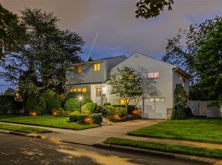 2720 Elm Dr, Bellmore, NY 11710