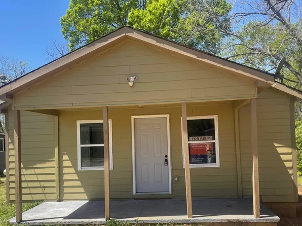 607 Circus St, Griffin, GA 30223