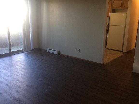 4th image of 4651 Governors Dr APT 6