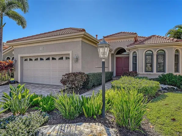7448 Riviera Cv, Lakewood Ranch, FL 34202