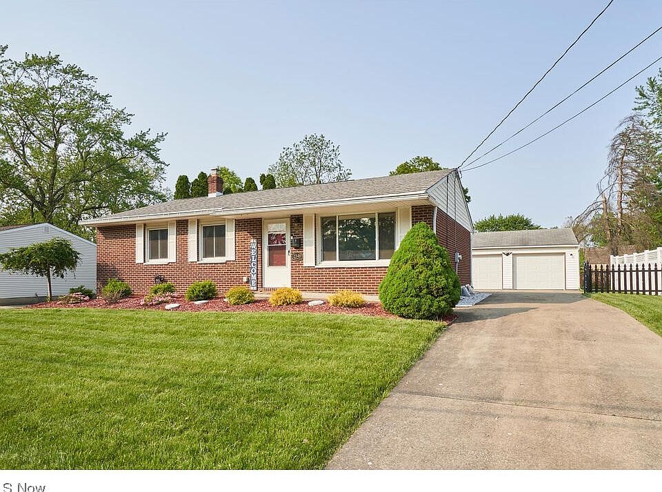 1st image of 2349 Norman Dr