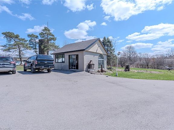 5th image of 959 Book Rd W