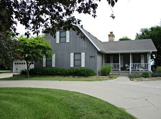 1812 Hunter Ln, Beloit, KS 67420