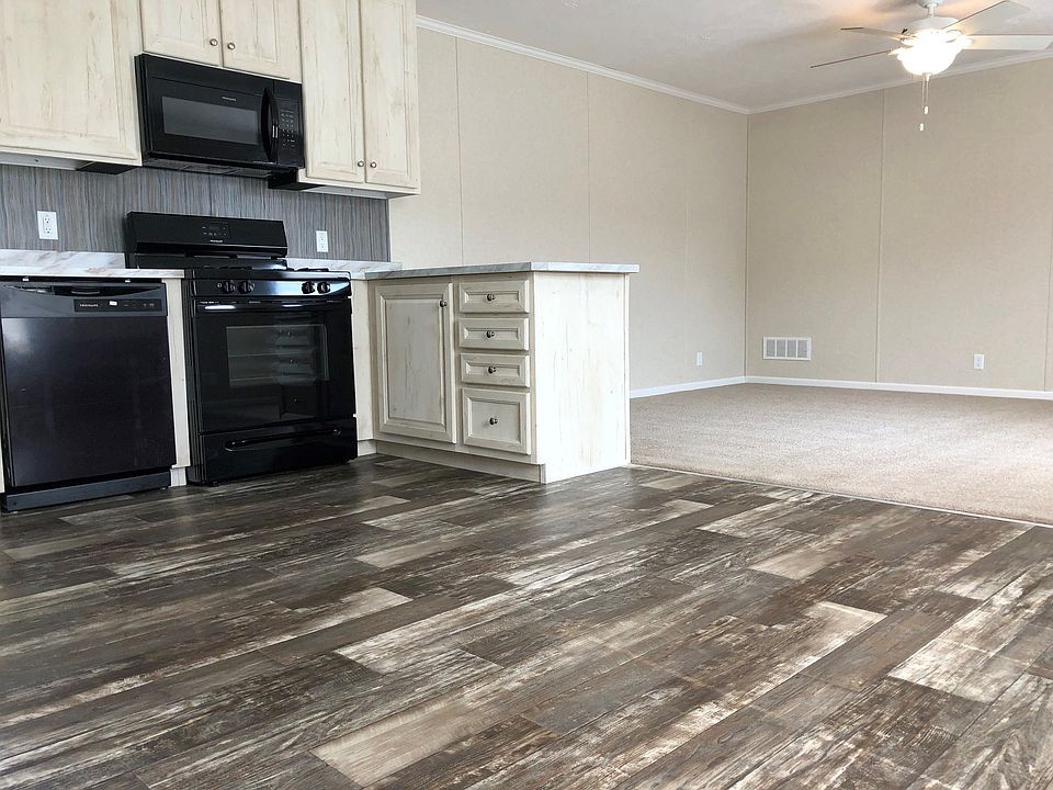 1st image of 2100 Stephenson Hwy #60