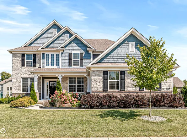 3721 Conifer Dr, Zionsville, IN 46077