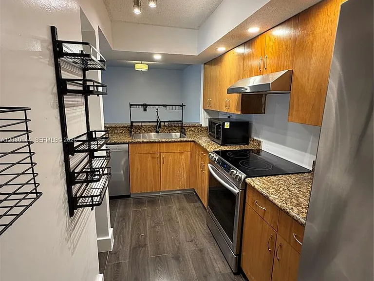 8540 SW 212th St #303 — Photo 3