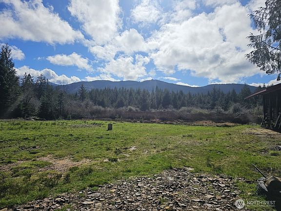 4th image of 9999 Crescent Beach Rd