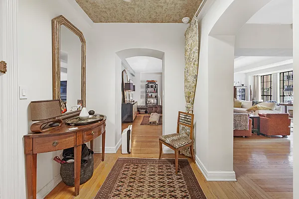 Rented by McDonagh Real Estate | media 20