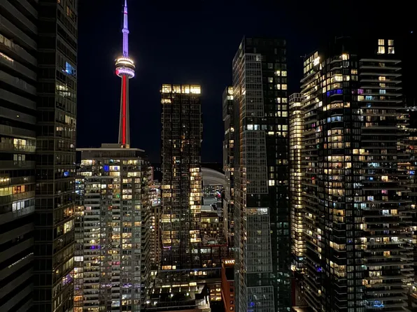 21 Widmer St, Toronto, ON