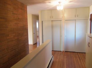 1003 W 4th St, Morris, MN 56267