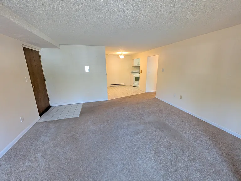 16 Juniper Rd #14A — Photo 2