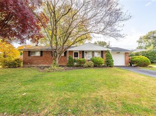 7310 Woodbine Ln, Macungie, PA 18062