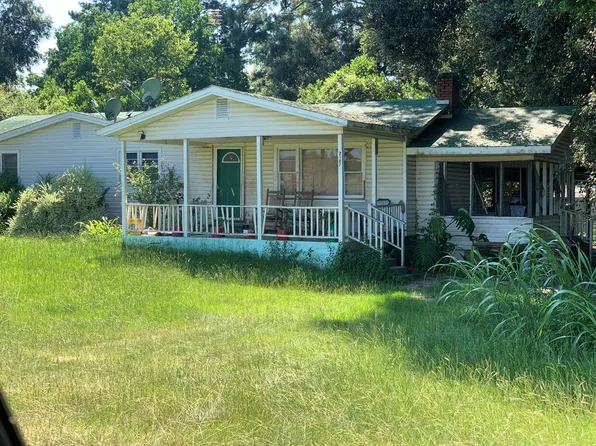 2187 Ebenezer Church Rd, Glennville, GA 30427