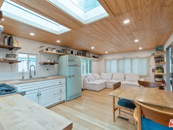 68 Paradise Cove Rd, Malibu, CA 90265